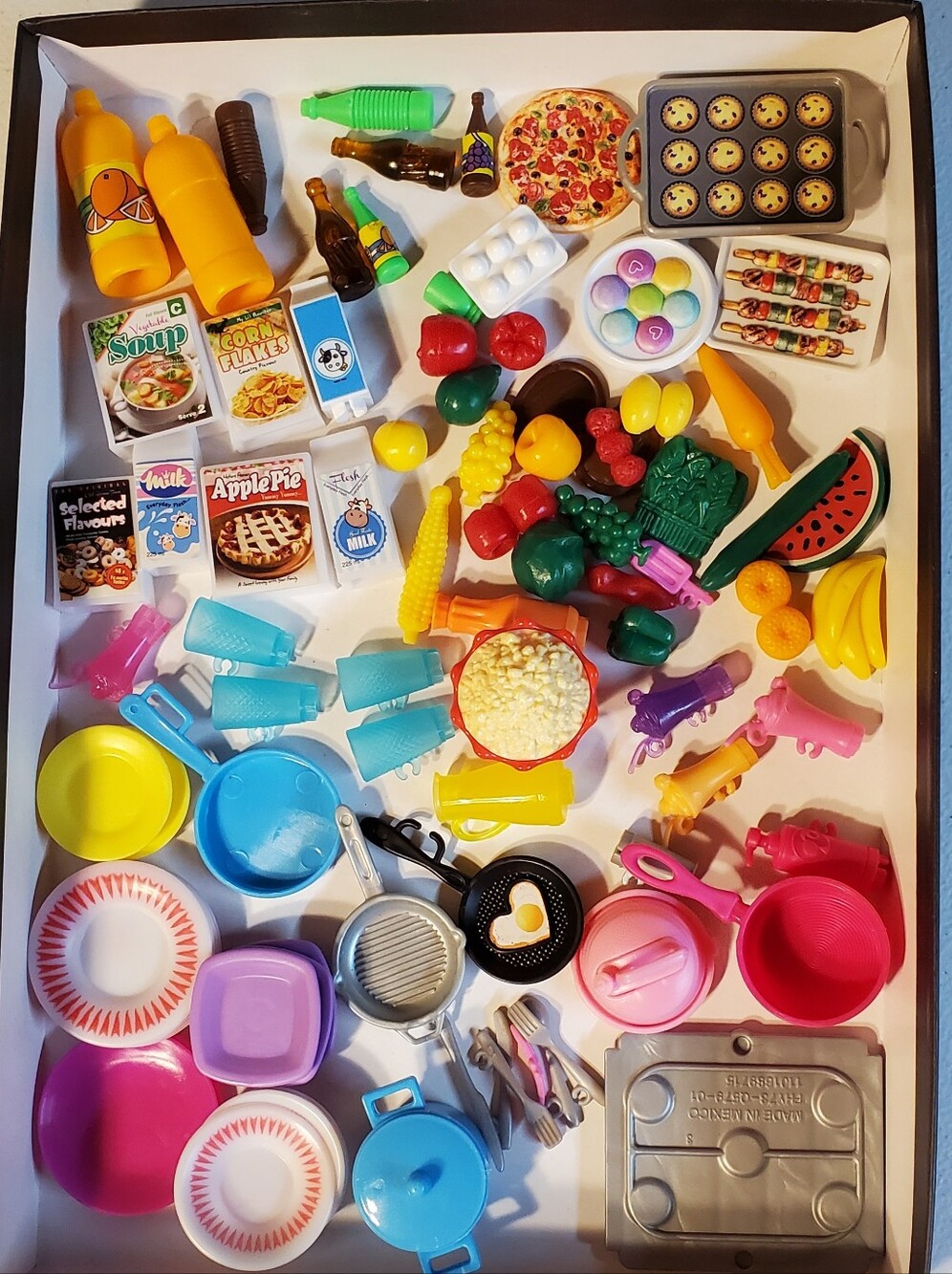 Title: Barbie Kitchen, Grocery & Play Food Bundle - 87 Pieces